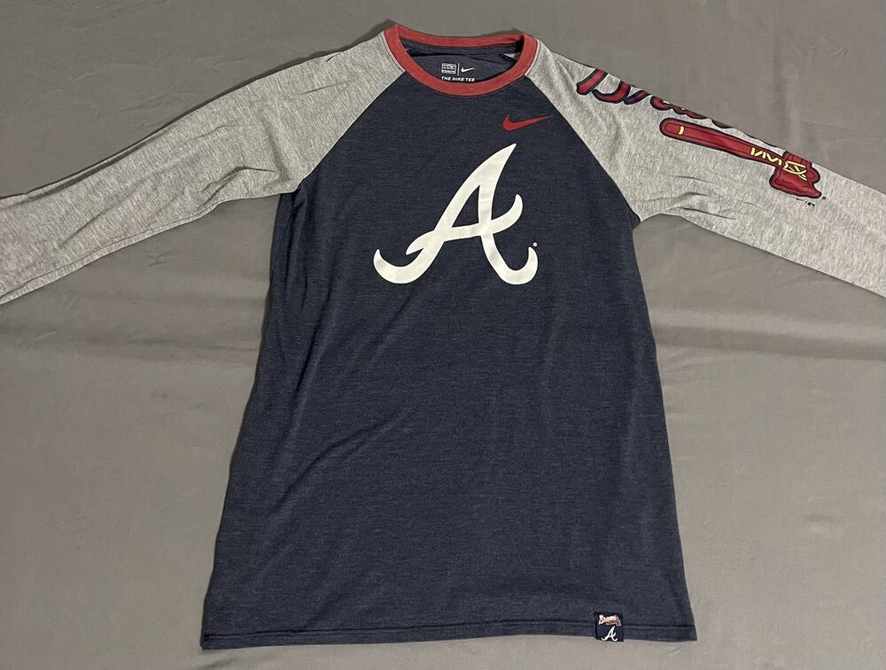 Nike Atlanta Braves 3/4 Sleeve Raglan Shirt Mens Small Navy Gray